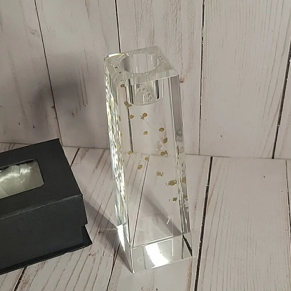 TAHARI Home VINTAGE Crystal Candlesticks